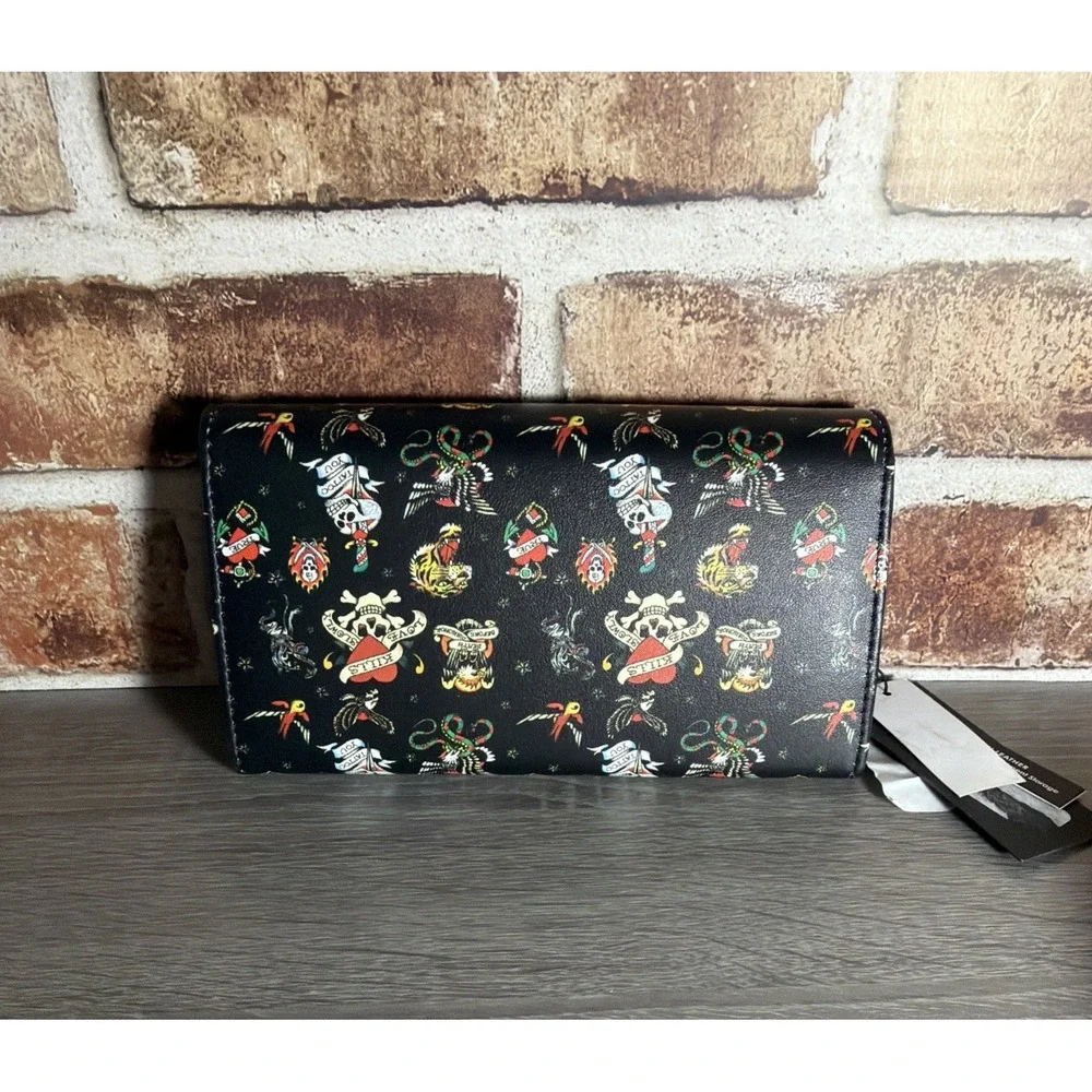 NWT Ed Hardy Wallet Card Holder Bifold Snap Closure Black Graphic‎ Tattoo Design